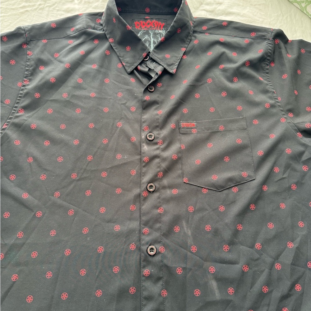 DIXXON “Hail” Black Shirt with Red Pentagrams - Picture 2 of 4